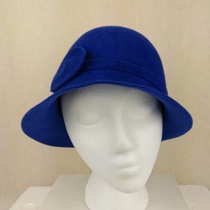 NWOT Blue Vintage-style Retro Blue Cloche Italy
